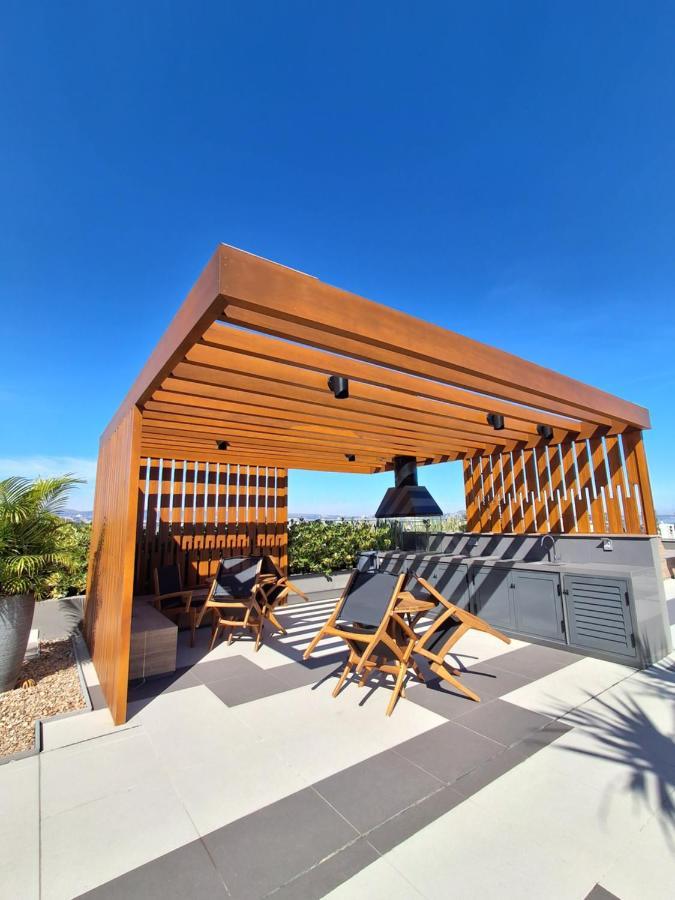 Lindo Studio Novo No Jp Redencao - Rofftop Com Vista Espetacular Порту Алегри Екстериор снимка